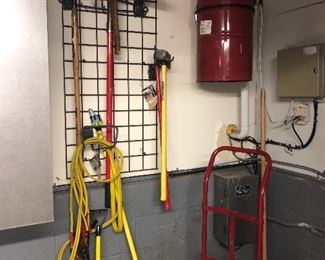 OUTDOOR TOOLS