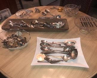 FLATWARE