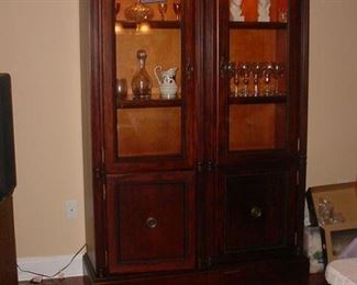 Better view of the 2 door cabinet
