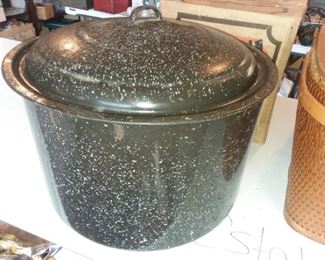 Large water bath canner