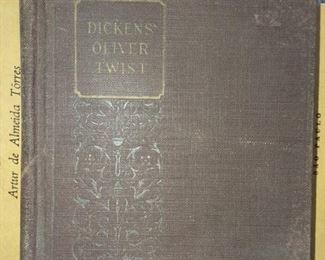 1926 Oliver twist book