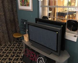 STAGE PROP TV'S