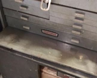 Craftsman tool box