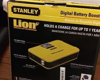 Stanley Digital Battery Booster