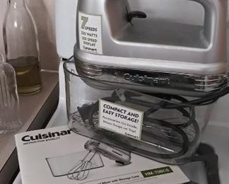 Cuisinart Electric Hand Mixer 7-Speed Brushed Chrome Model HM-70BCS