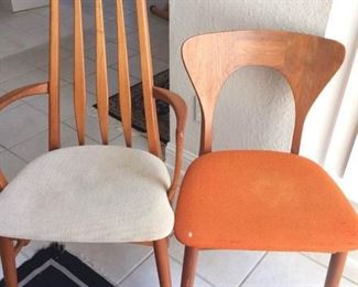 MCM Chairs https://ctbids.com/#!/description/share/216863