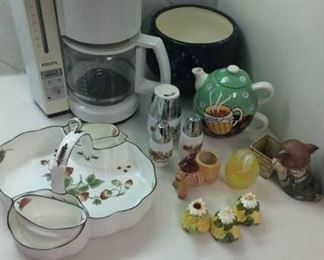 Kitchen Collection #5 https://ctbids.com/#!/description/share/212874