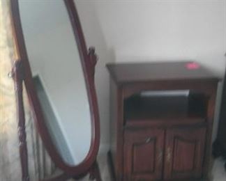 Oval Wooden Floor Mirror and Cabinet https://ctbids.com/#!/description/share/212875