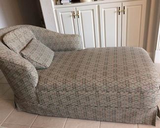 Chaise Lounge https://ctbids.com/#!/description/share/212916
