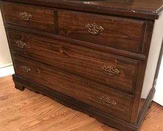 4 Drawer Dresser Great Storage