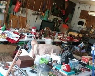 Christmas Decor & Garage Items
