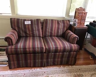 Ethan Allen Love Seat - Come Make An Offer