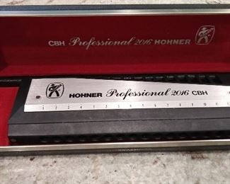 "PROFESSIONAL 2016 CBH" HROMONICA  BY M. HOHNER WITH CASE
