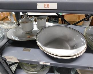 6pc. Baum Bros set (2 bowls, 1 oval platter, 1 cream & sugar with lid