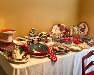 Holiday service ware