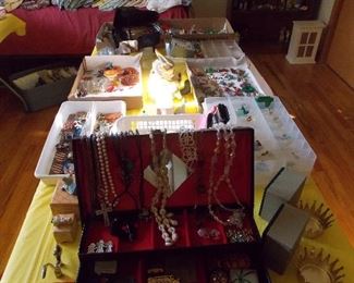 Jewelry Table
