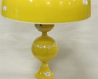Enameled yellow metal lamp