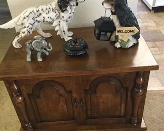 End cabinet,