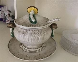 Mushroom tureen, fun!
