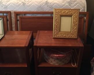 pair night stands