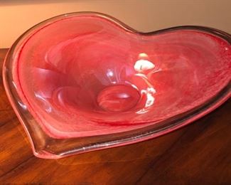 Art Glass Bowl shaped like a heart