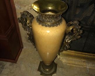 Love this urn - I'm afraid I don't have details on it as we speak, but it's awesome.