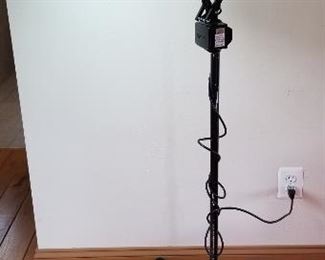 Magnifying Lamp on wheels https://ctbids.com/#!/description/share/216002