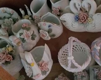 Mostly Porcelain Vases/Baskets https://ctbids.com/#!/description/share/216017