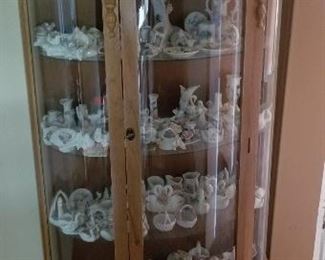 Curio Cabinet https://ctbids.com/#!/description/share/216015