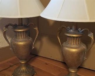 Pair of Lamps https://ctbids.com/#!/description/share/216022