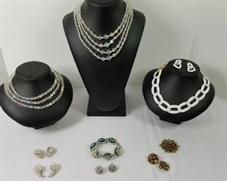 Costume Jewelry Sets; Vintage, Austrian Crystal, Monet https://ctbids.com/#!/description/share/214394