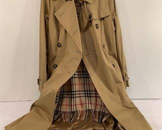 Burberry Raincoat (medium or large) https://ctbids.com/#!/description/share/214282