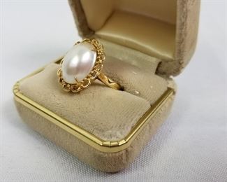 14 Karat Real Pearl Ring https://ctbids.com/#!/description/share/214354