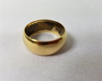 Antique 14 Karat Gold Band Ring https://ctbids.com/#!/description/share/214371