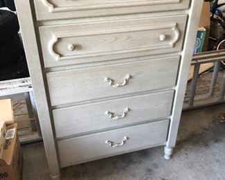 5 drawer tall dresser https://ctbids.com/#!/description/share/214230