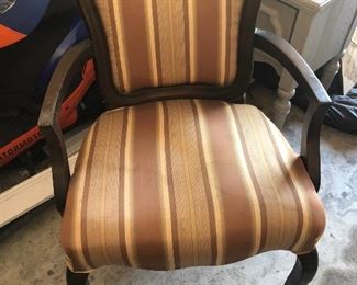 Arm Chair https://ctbids.com/#!/description/share/214232