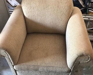 Upholstered Arm chair https://ctbids.com/#!/description/share/214256