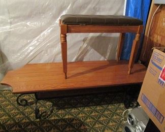 piano bench