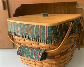 LONGABER COLLECTION OF BASKETS