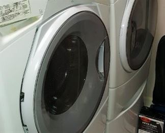 Whirlpool Washer & Dryer with Pedestal Drawer Storage