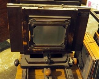 Folmer Graflex Corp. Century Bellow Studio Camera No. 10a With Reversible Adapter Back