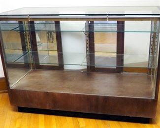 Lighted Glass Display Case With 2 Glass Adjustable Shelves And Sliding Mirrored Doors, 42" X 60" X 24"