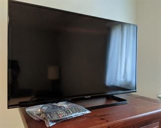 $100 Panasonic TV