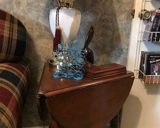 folding table