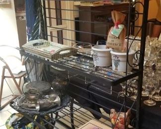 Baker's rack