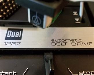 Dual 1237 turntable