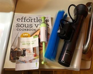 Sous vide kit and cookbook