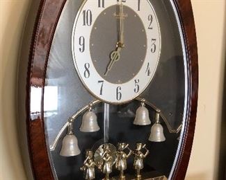 Menet Small World Bell clock (with manual)