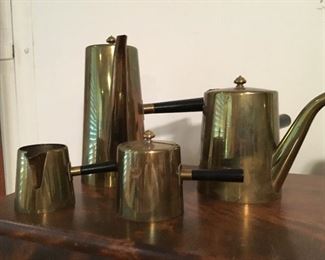 Brass serving set