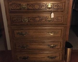 Five drawer chest that is part of a 3 piece BR set